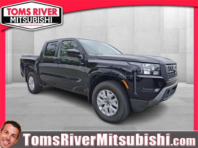 2022 Nissan Frontier SV's photo