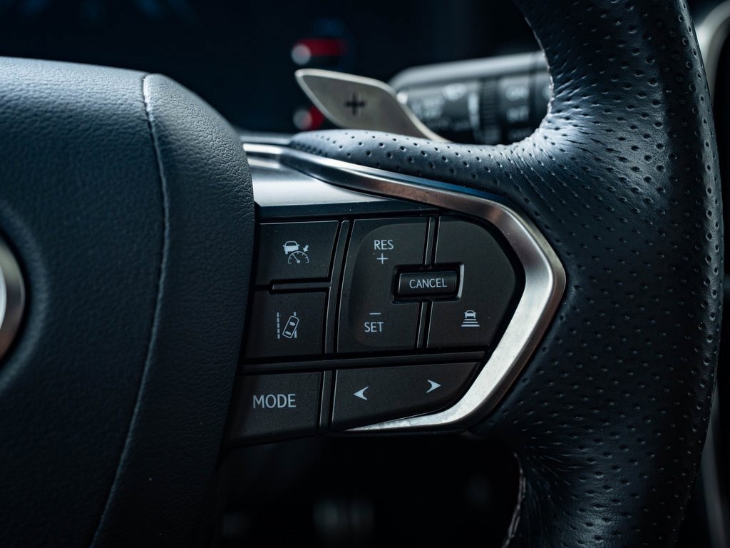 2022 Lexus LX 600 F SPORT photo 25
