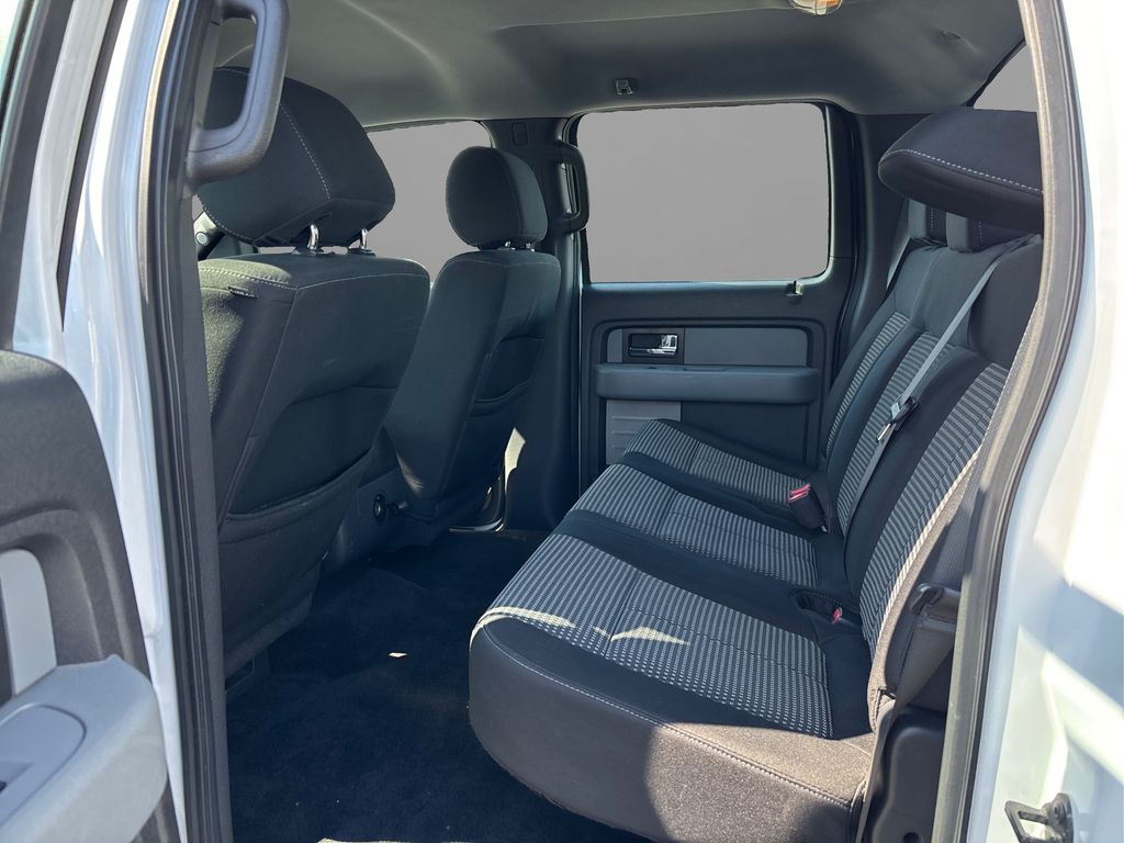 2014 Ford F-150 STX photo 9