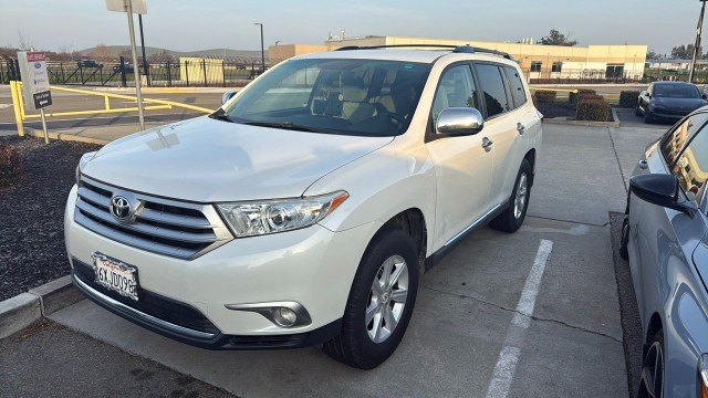 2012 Toyota Highlander SE