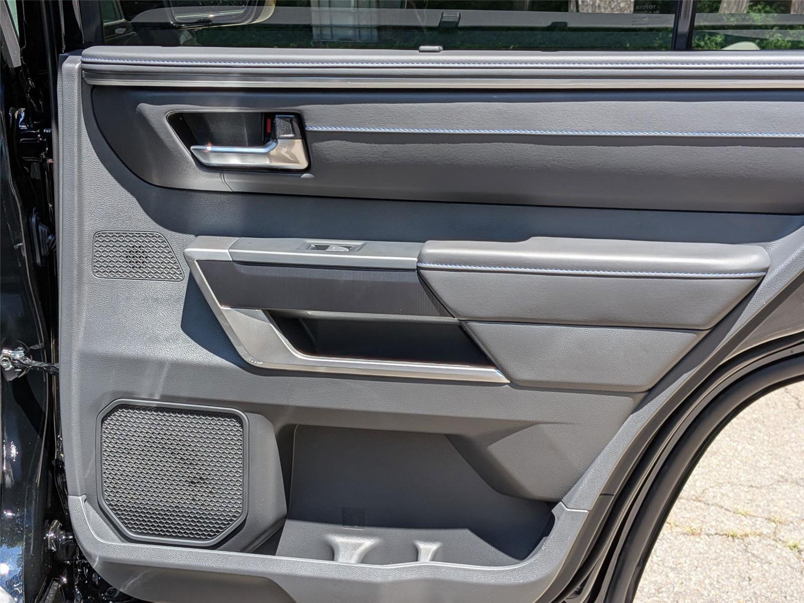 2025 Toyota Sequoia Platinum photo 24