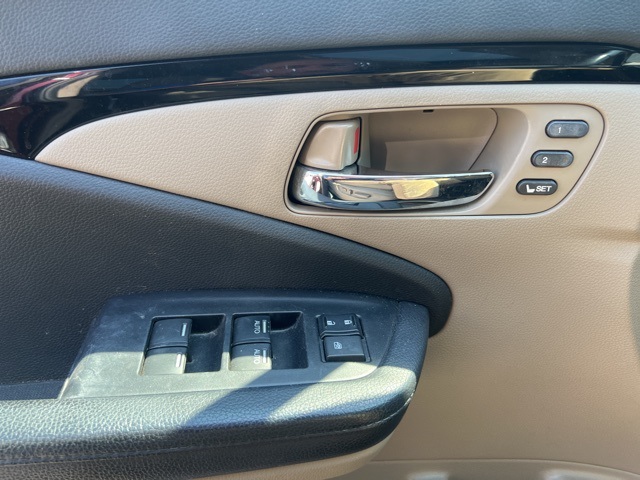 2017 Honda Pilot Elite photo 35