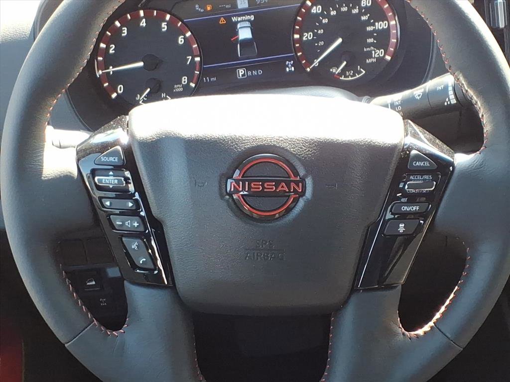 2025 Nissan Frontier Crew Cab PRO-4X photo 7