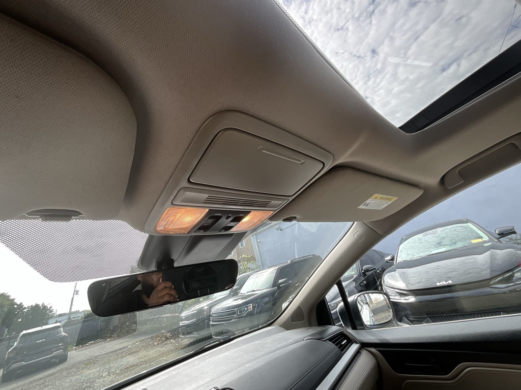 2020 Honda Odyssey EX-L photo 17