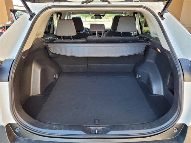 2020 Toyota RAV4 Hybrid XLE photo 32