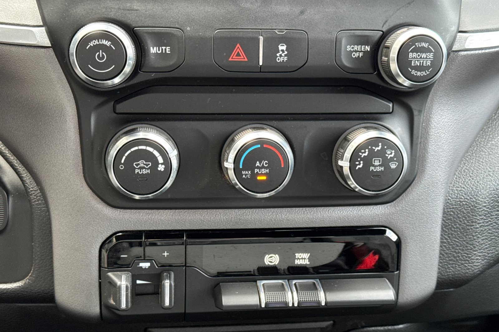 2022 Ram 2500 Big Horn photo 17