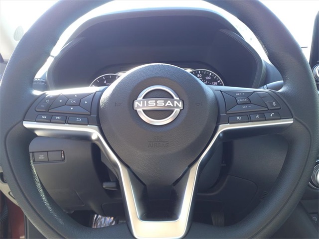 2025 Nissan Sentra SV photo 19