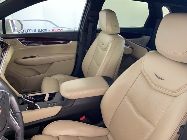 2017 Cadillac XT5 Luxury photo 13
