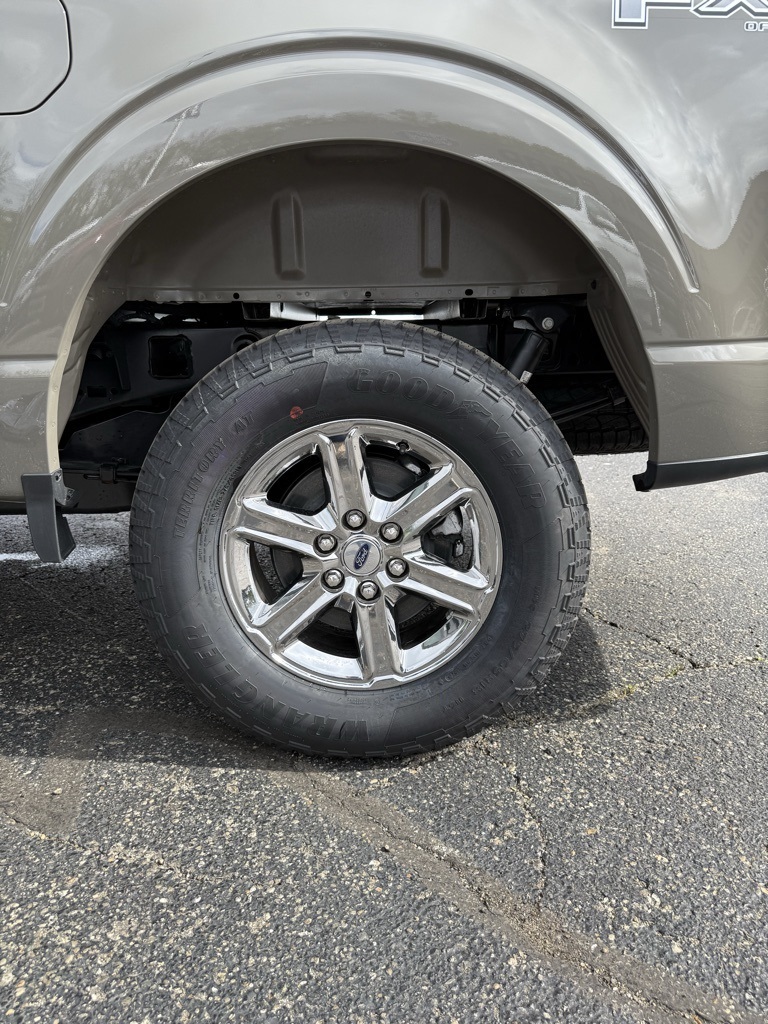2025 Ford F-150 XLT photo 32