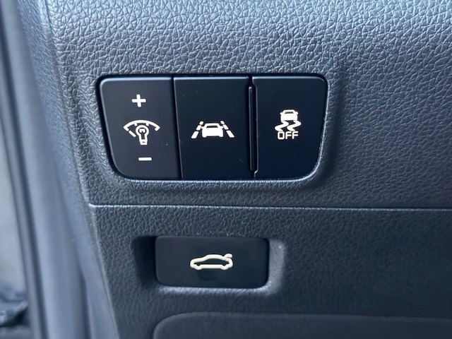 2023 Kia K5 LXS photo 32