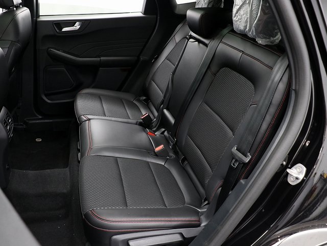 2025 Ford Escape ST-Line photo 11