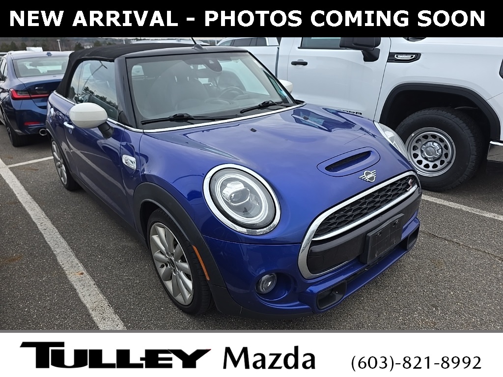 2021 MINI Convertible S's photo