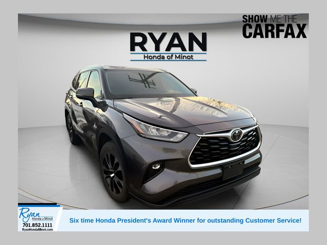 2020 Toyota Highlander XLE's photo