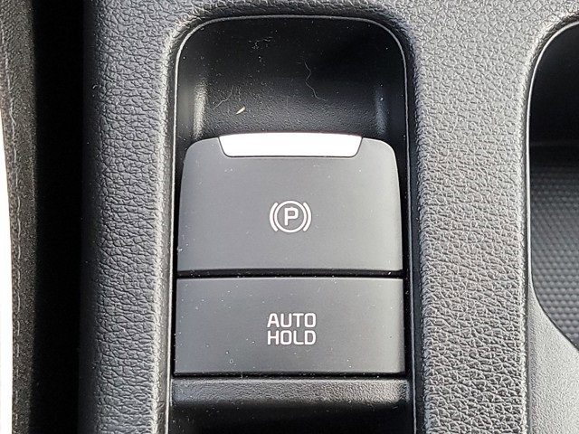2024 Kia Forte GT-Line photo 31
