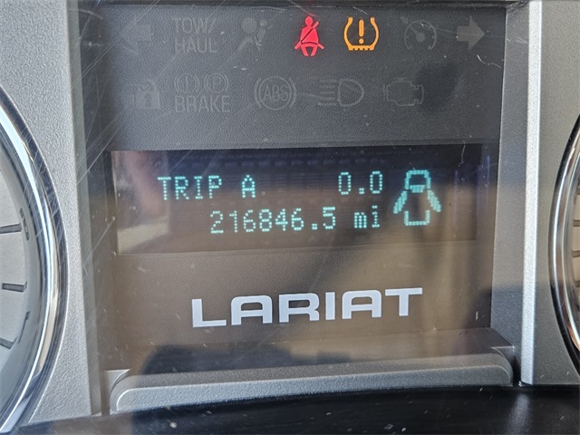 2010 Ford F-150 Lariat photo 23