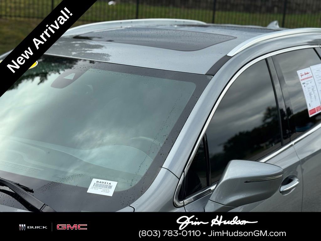2023 Buick Enclave Essence photo 3