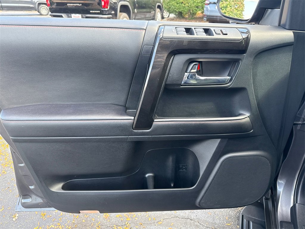 2023 Toyota 4Runner TRD Off-Road photo 12