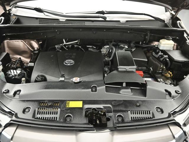 2018 TOYOTA HIGHLANDER - Image 31