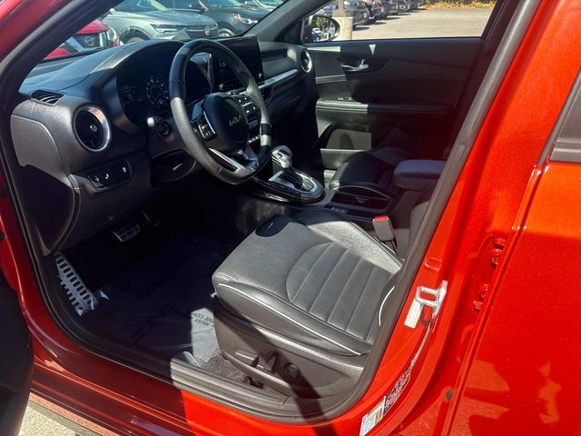 2023 Kia Forte GT-Line photo 18
