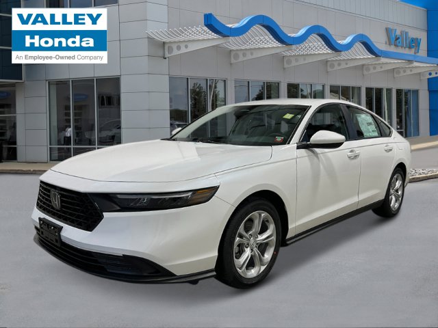 2025 Honda Accord LX's photo