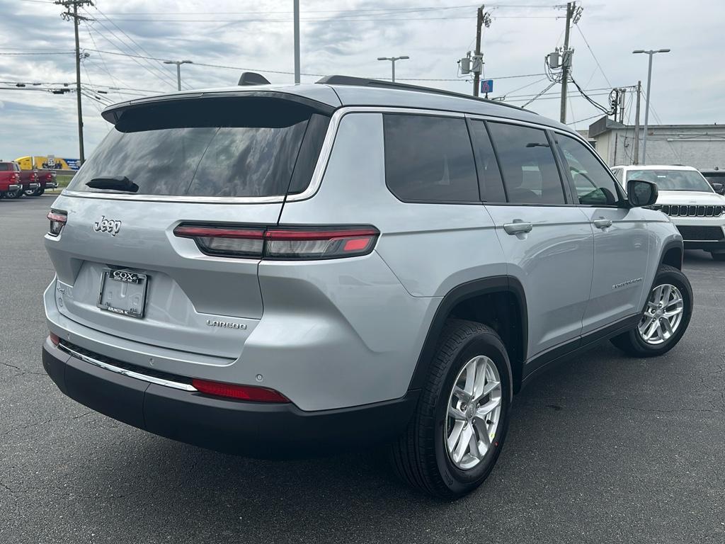 2025 Jeep Grand Cherokee Laredo X photo 8