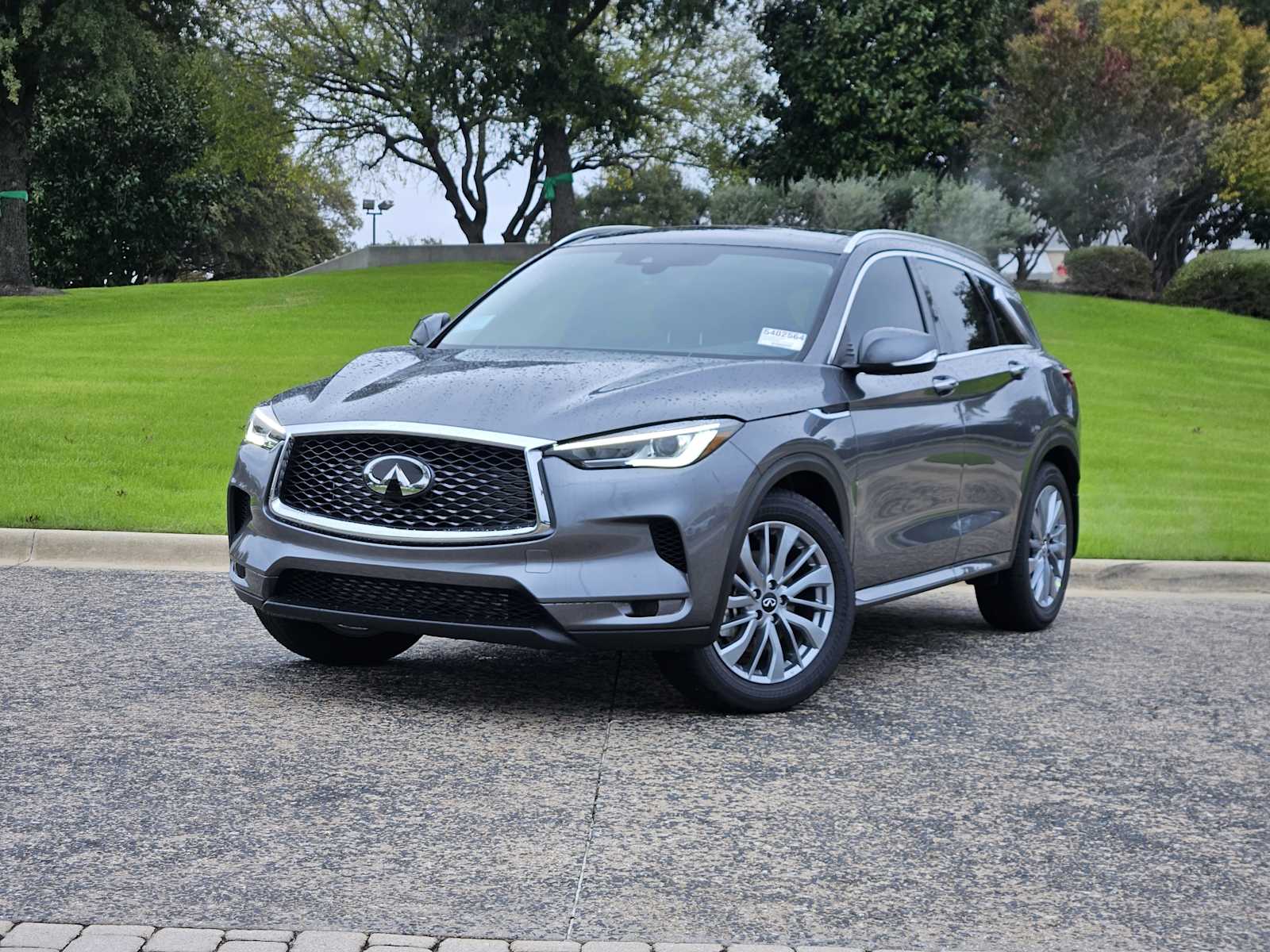 2025 INFINITI QX50 Luxe's photo