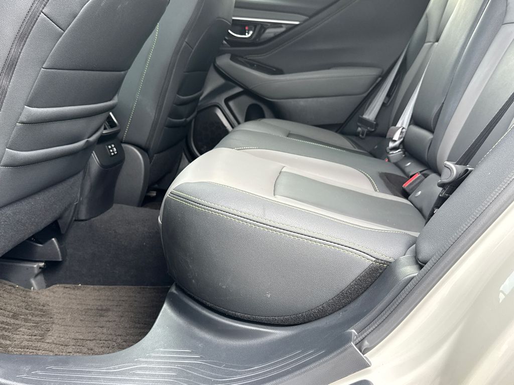 2024 Subaru Outback Onyx Edition photo 21