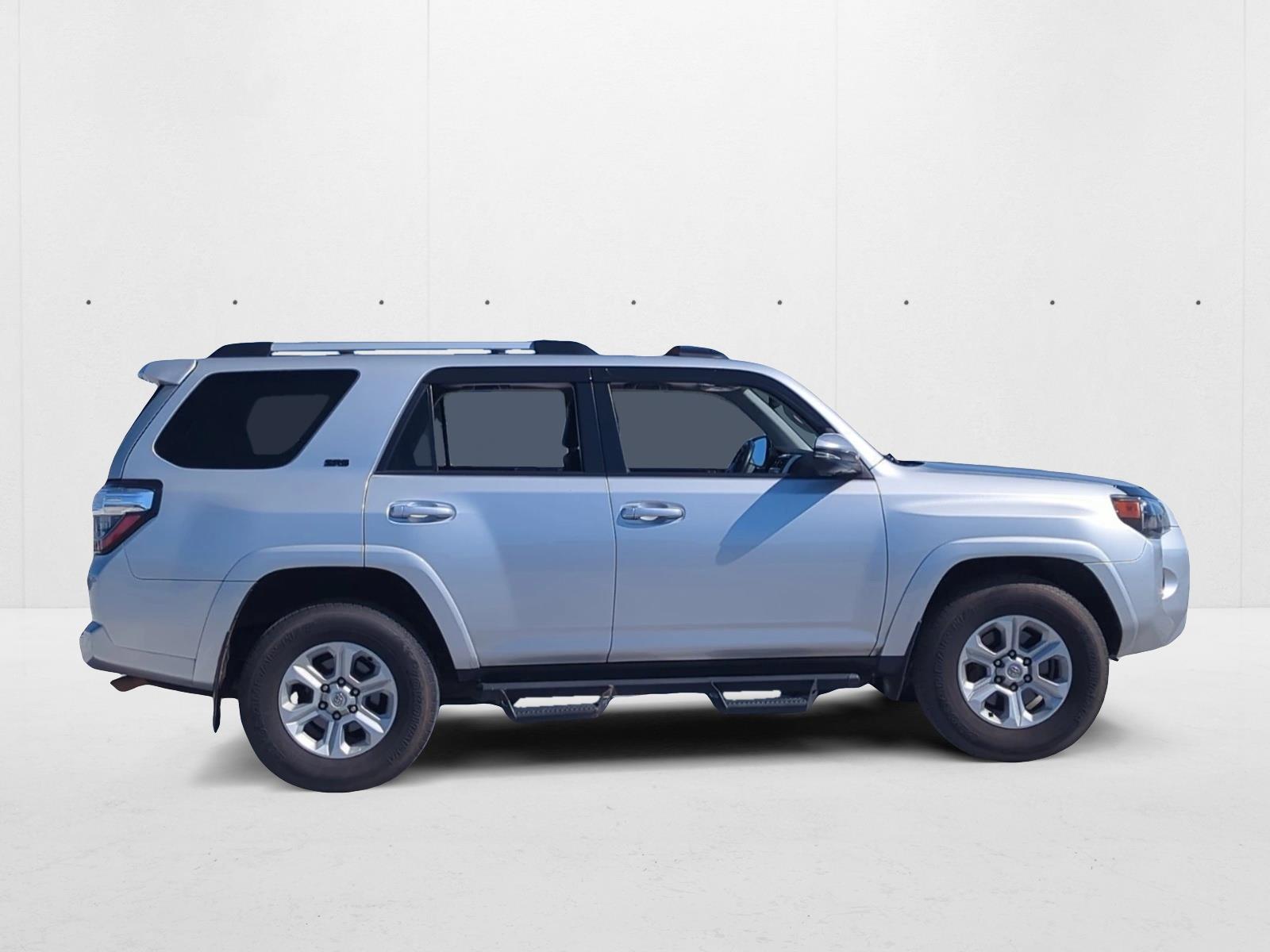 2022 Toyota 4Runner SR5 Premium 2WD photo 4