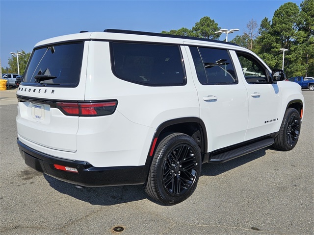 2025 Jeep Wagoneer Series II Carbide photo 16