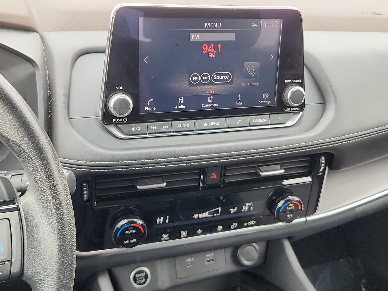 2021 Nissan Rogue SV photo 13