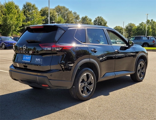 2024 Nissan Rogue SV photo 3
