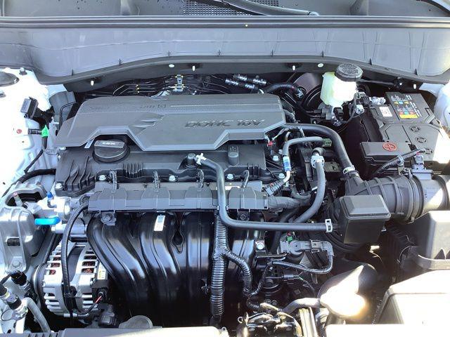 2026 Hyundai Kona SEL photo 13
