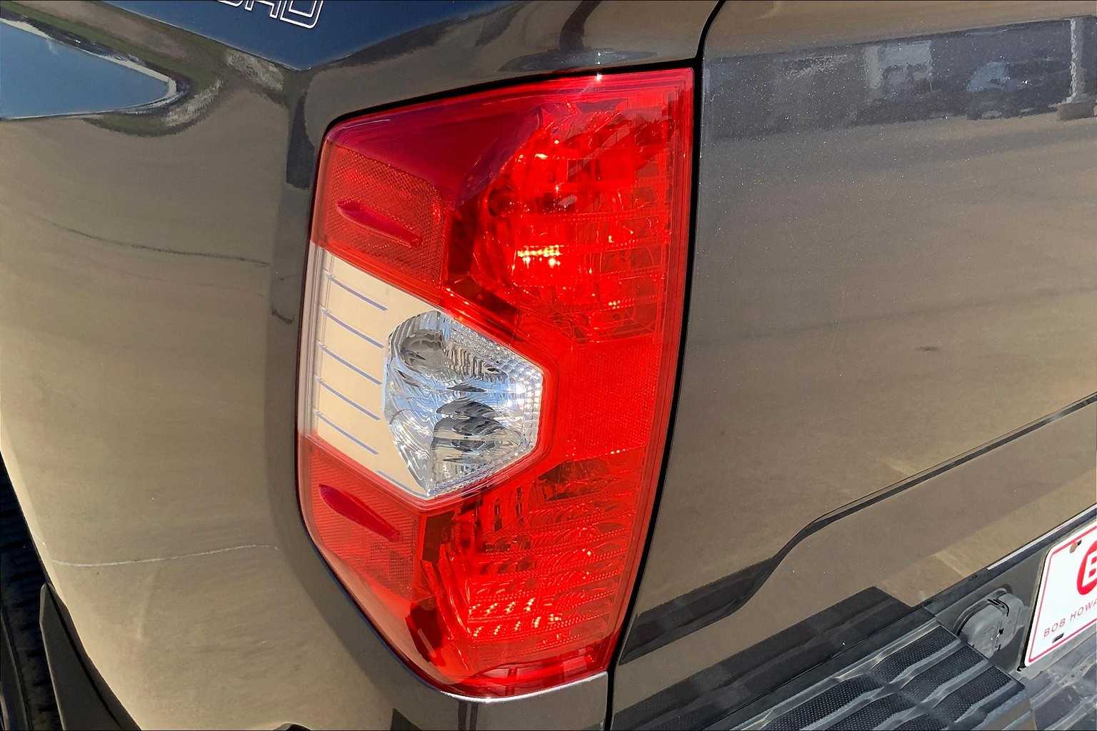 2020 Toyota Tundra SR5 Grade photo 26