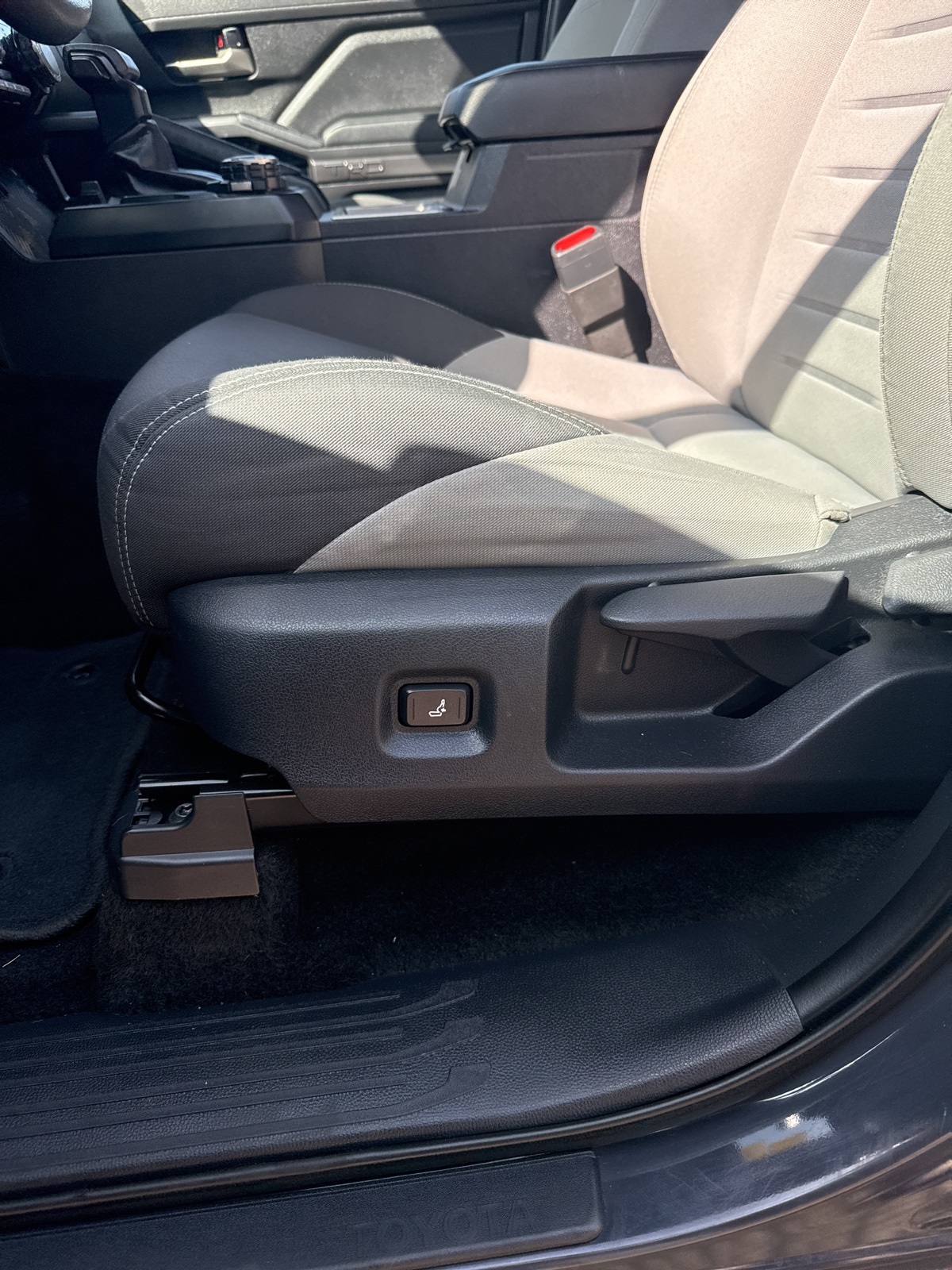 2024 Toyota Tacoma TRD Sport photo 15