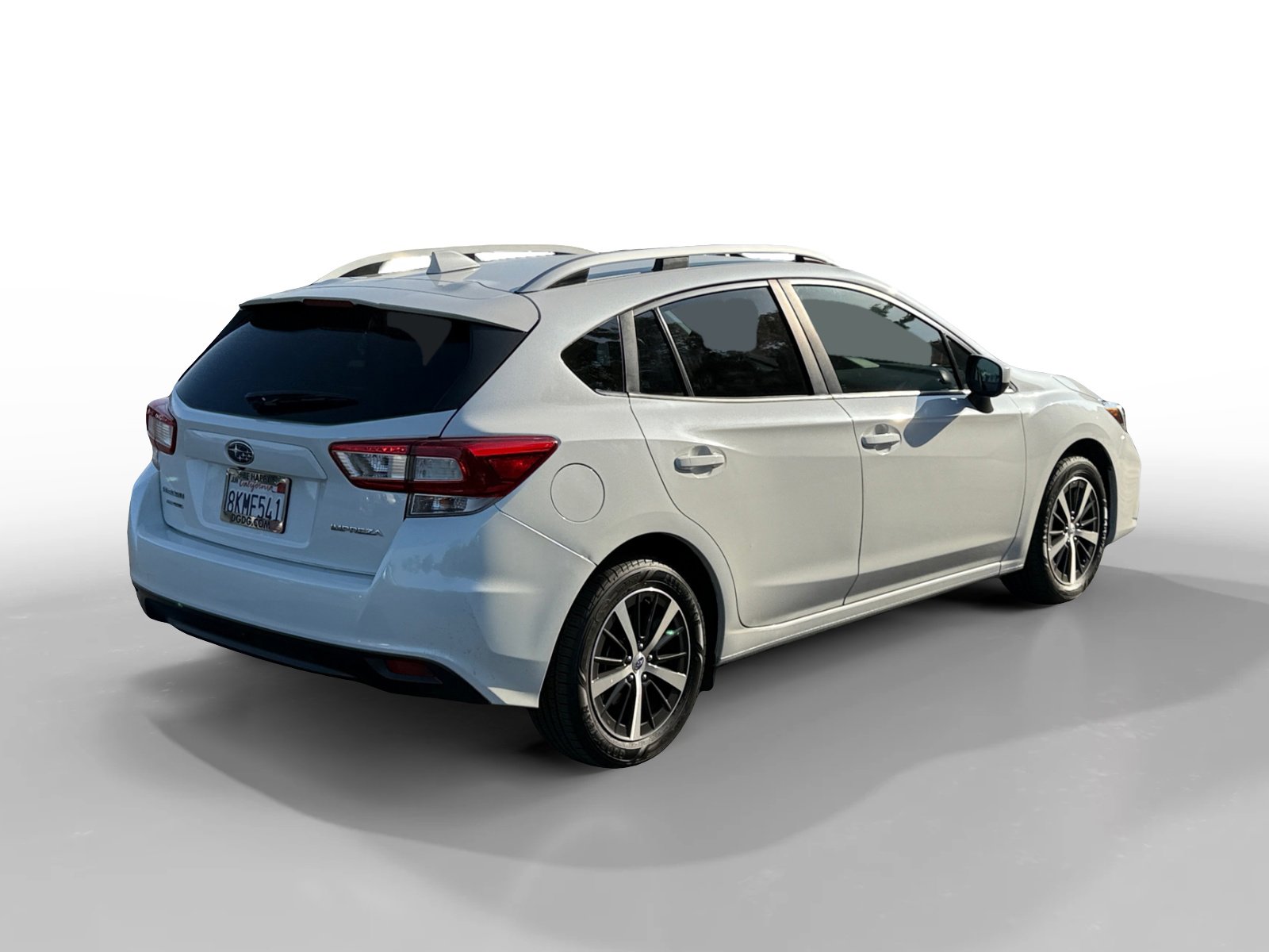 2019 Subaru Impreza 2.0i Premium photo 5