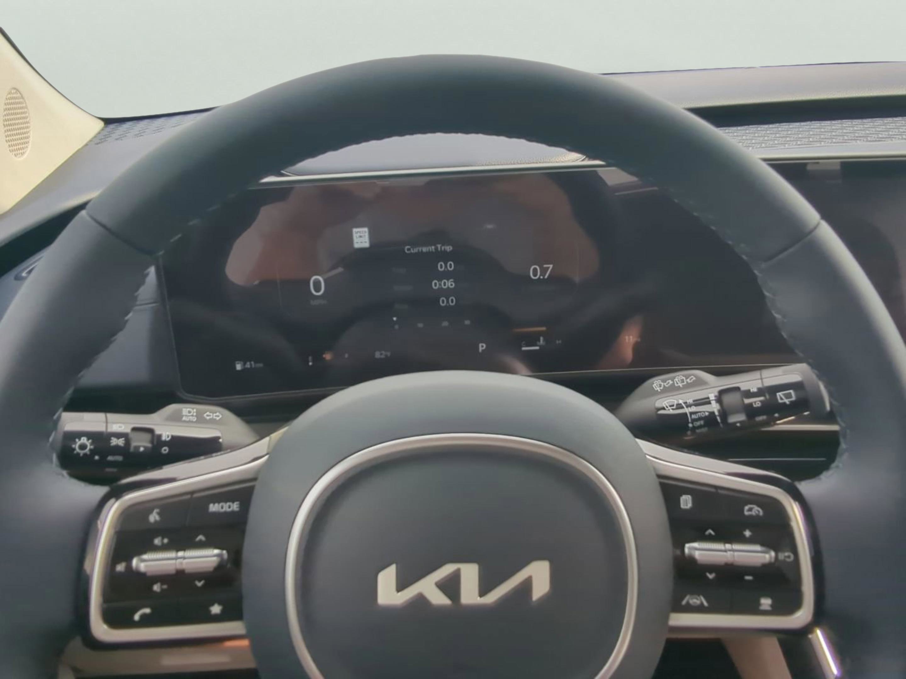 2026 Kia Carnival SX Prestige photo 27