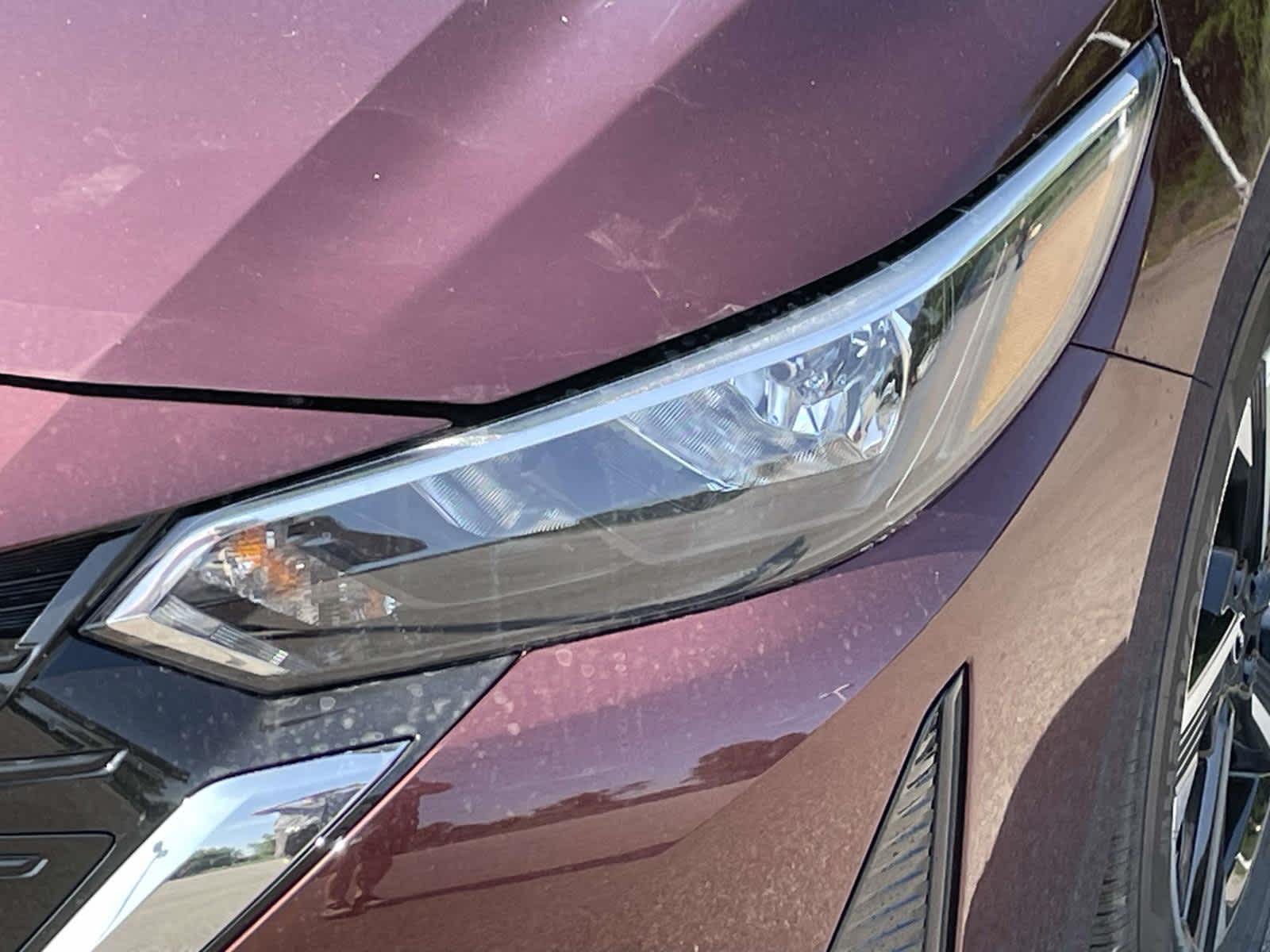 2025 Nissan Sentra SV photo 9