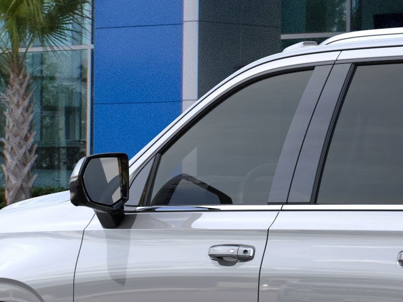 2025 Chevrolet Suburban Premier photo 20