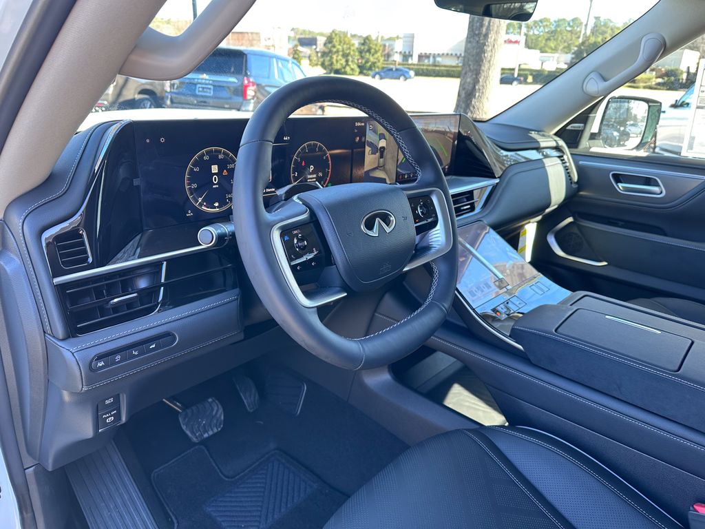 2025 Infiniti QX80 Luxe photo 18
