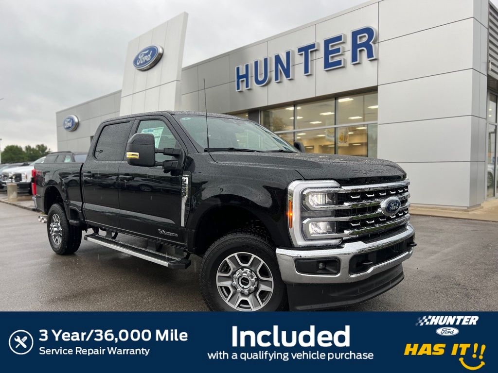 2025 Ford F-250 Lariat photo 4