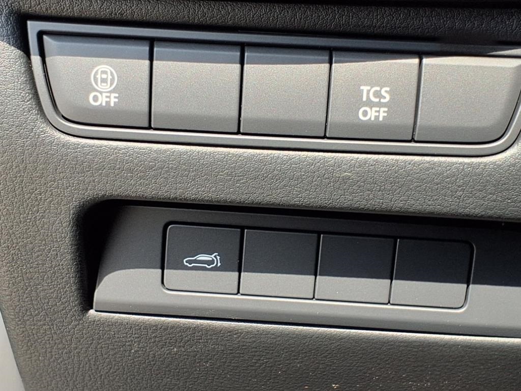 2025 Mazda CX-50 2.5 S Premium photo 11