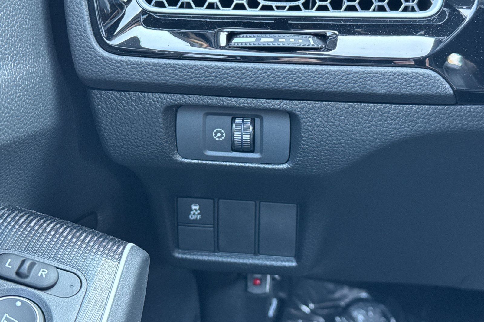 2026 Honda Civic Hybrid Sport Touring photo 28