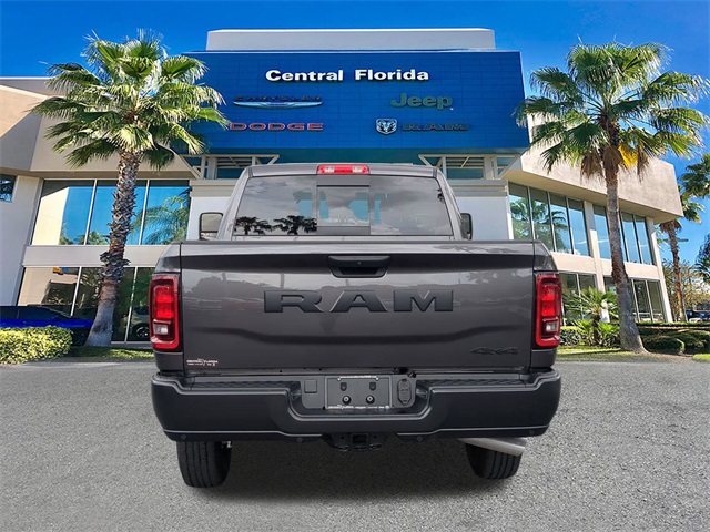 2025 Ram 2500 Tradesman photo 4