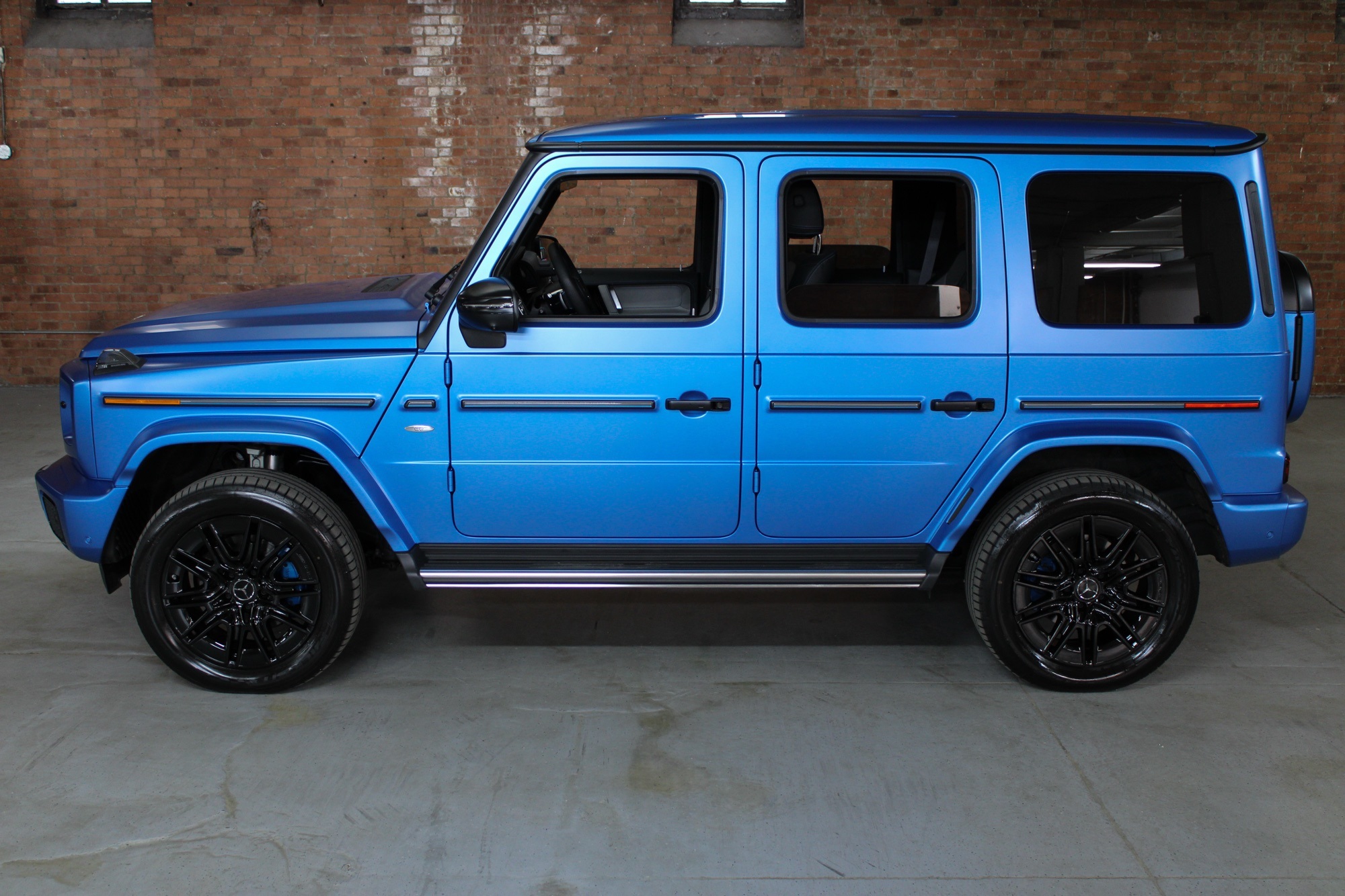 Used 2025 Mercedes-Benz G-Class G580 with VIN W1NWM0ABXSX017325 for sale in New York, NY