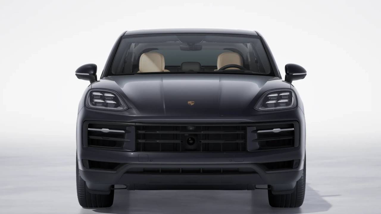 2026 Porsche Cayenne Coupe photo 8