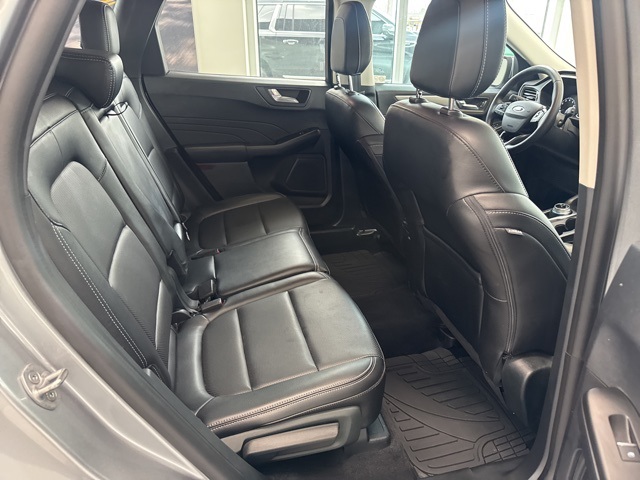 2022 Ford Escape SEL photo 7
