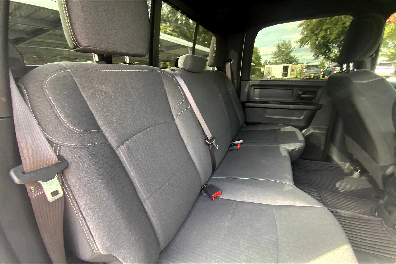 2021 Ram 2500 Tradesman photo 15
