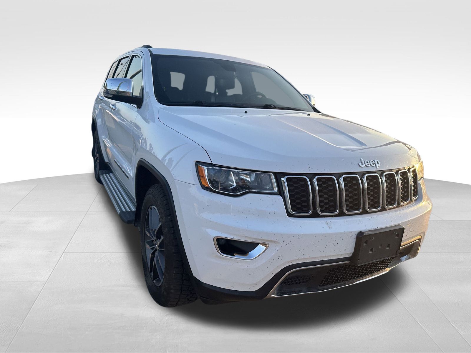 2018 Jeep Grand Cherokee Limited photo 2