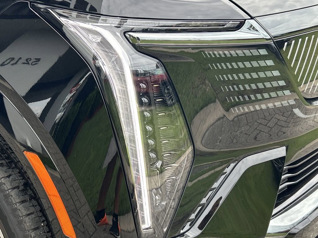 2026 Cadillac Escalade IQ Sport photo 7
