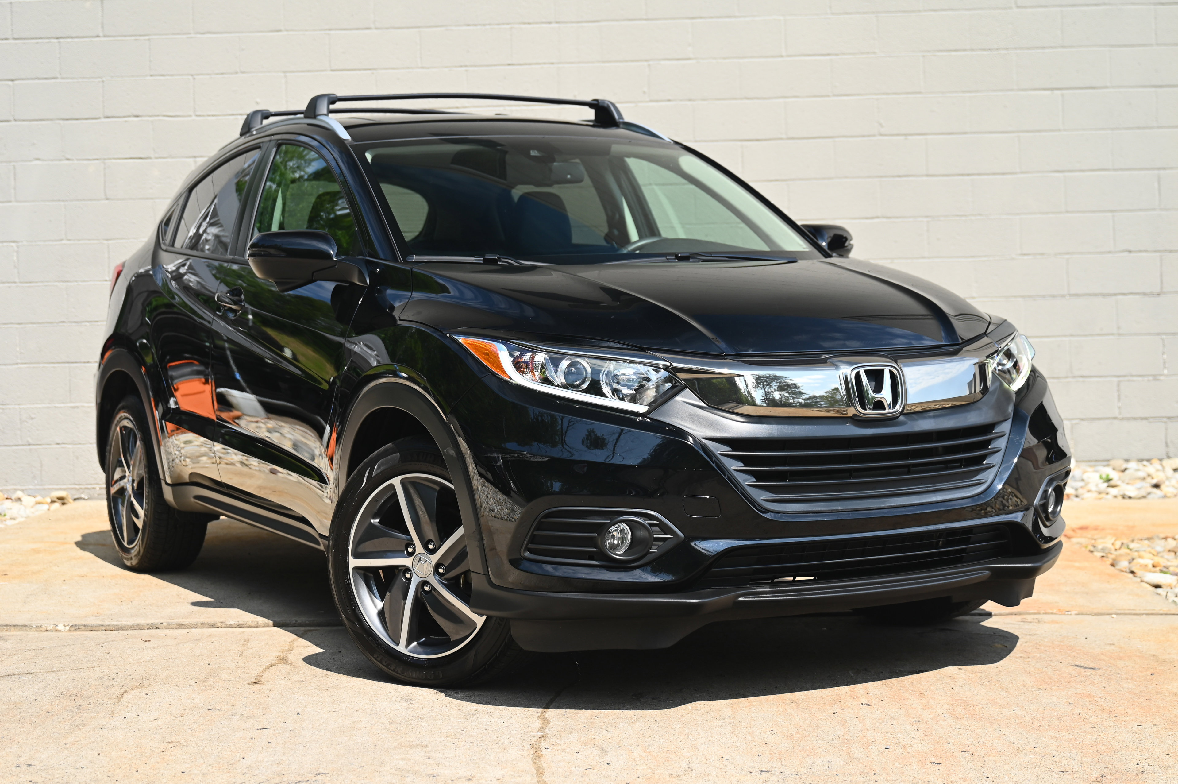 2022 Honda HR-V EX-L photo 3